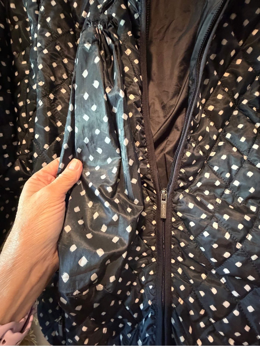 Landsend Quilted Pimaloft Black With WhiteDot Print Packable EUC Women’s Medium - Picture 8 of 15